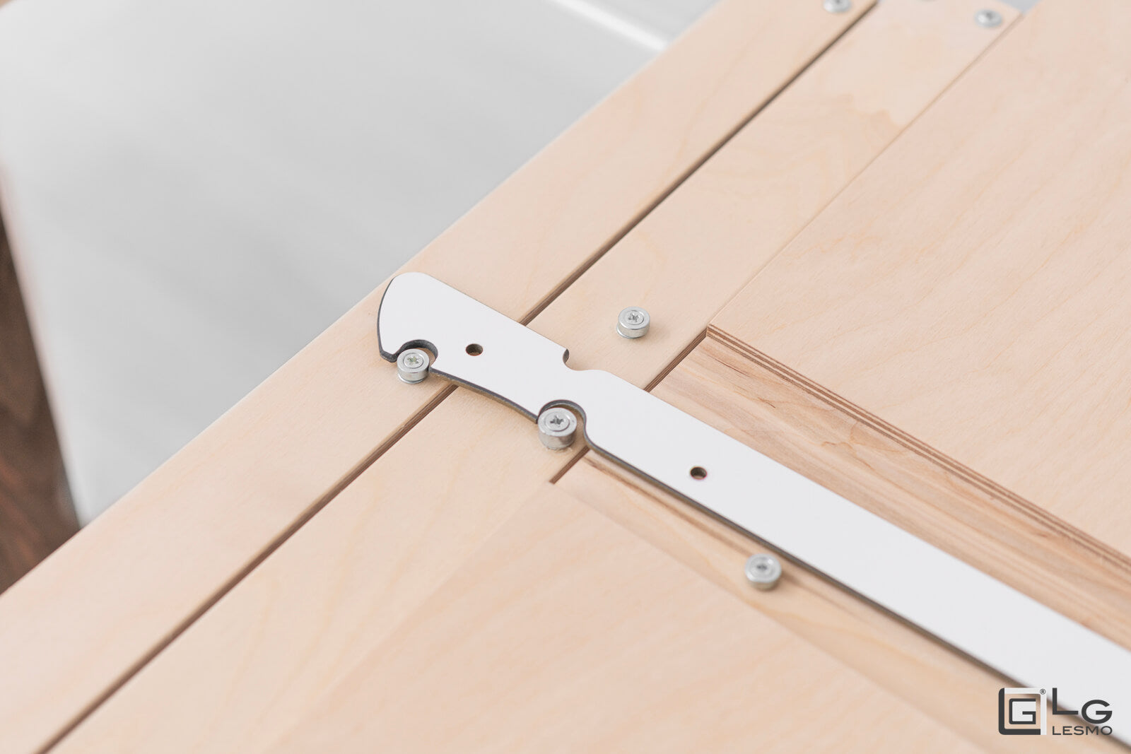 EXTENDABLE TABLE<br>Finish: Modern Coffee Elm<br>up to 14 seats