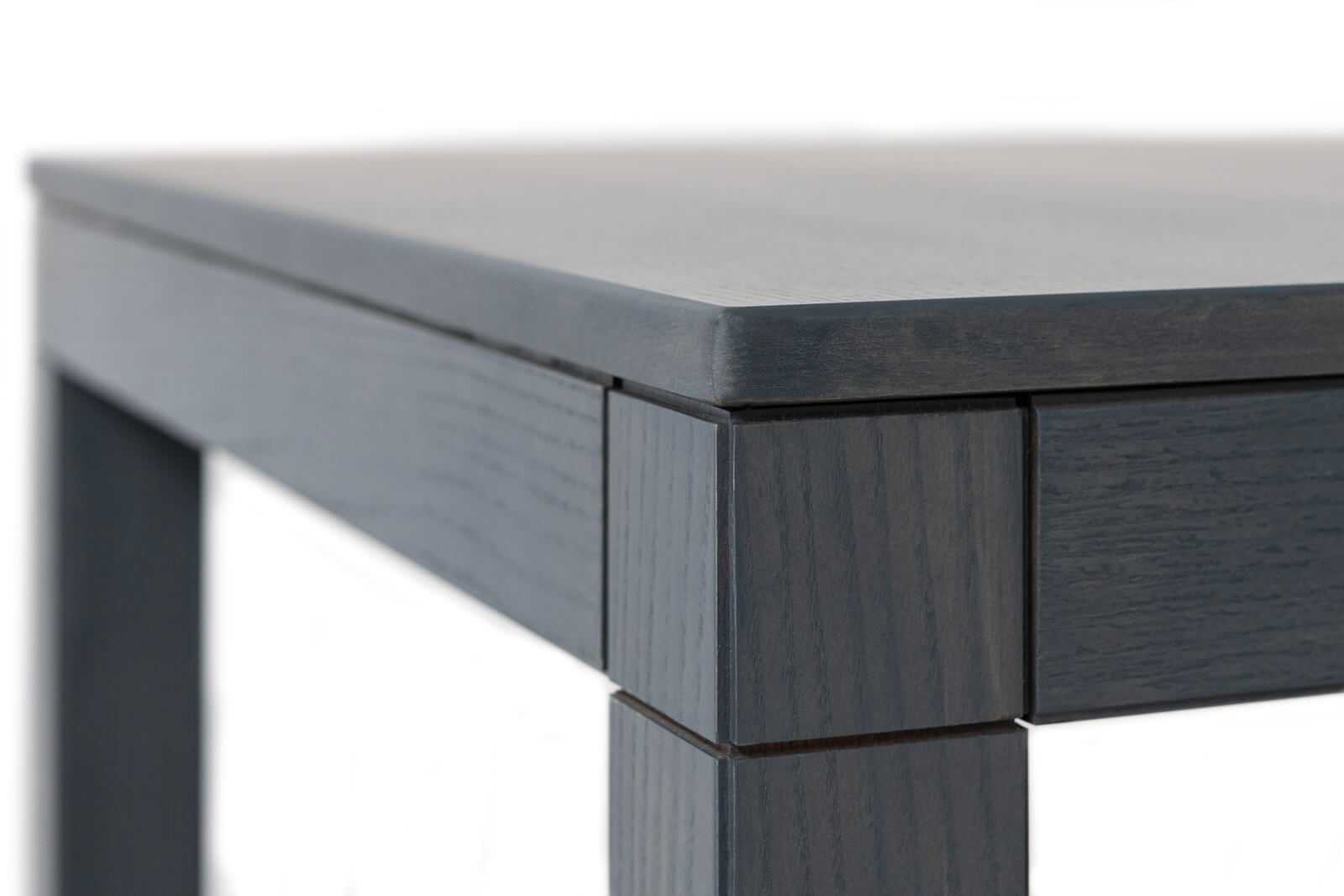 TAVOLO ALLUNGABILE<br>Finitura: Frassino Antracite<br>Fino a 10 posti