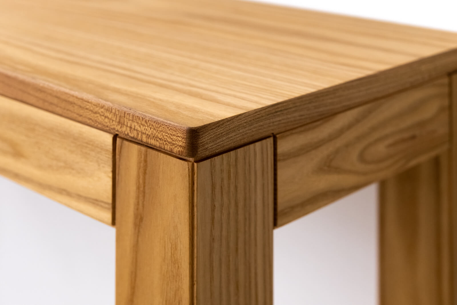 CONSOLLE ALLUNGABILE<br>Finitura: Olmo<br>Fino a 12 posti