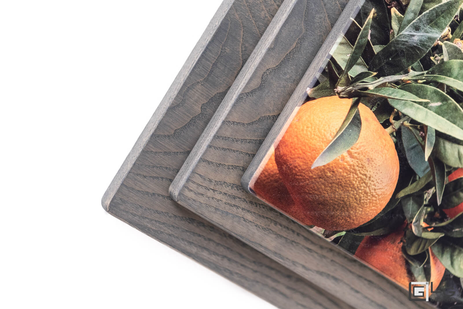 Chiuso: 76x100 cm – Esteso fino a 190 cm con 2 prolunghe. Ideale per ospitare fino a 10 persone. CONSOLLE ALLUNGABILE<br>Finitura: Frassino Nuvola<br>Posti a sedere: Fino a 8