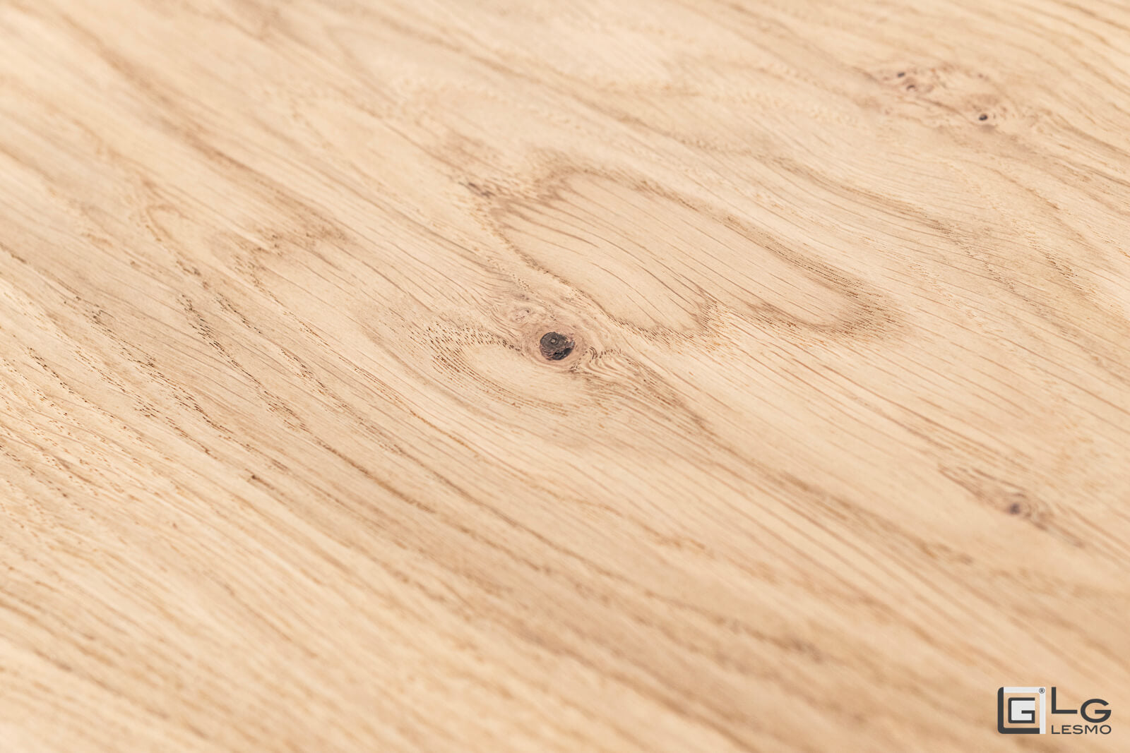 EXTENDABLE CONSOLE<br>Finish: Raw Oak<br>up to 10 seats