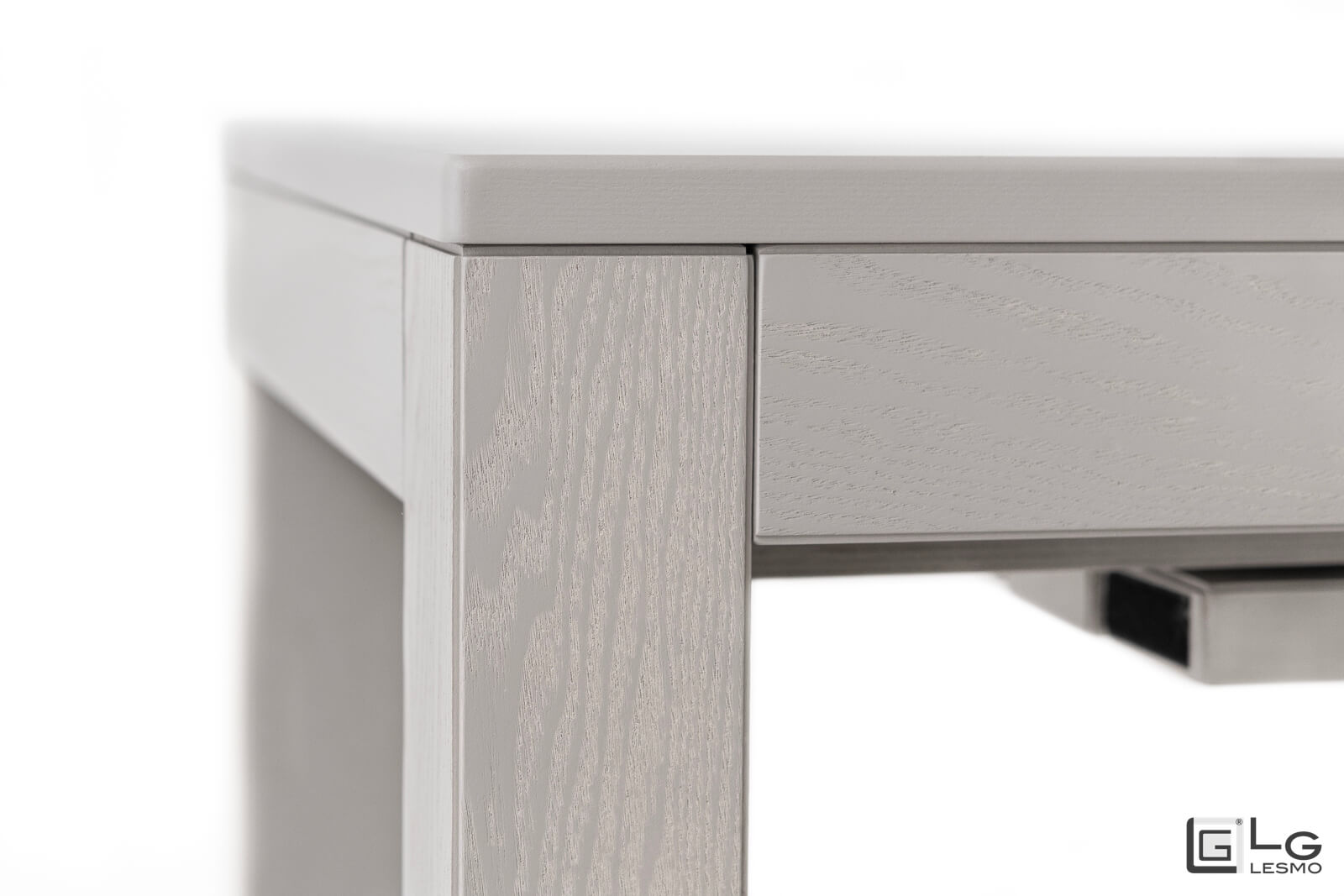 EXTENDABLE CONSOLE<br>Finish: Dove Oak<br>up to 20 seats