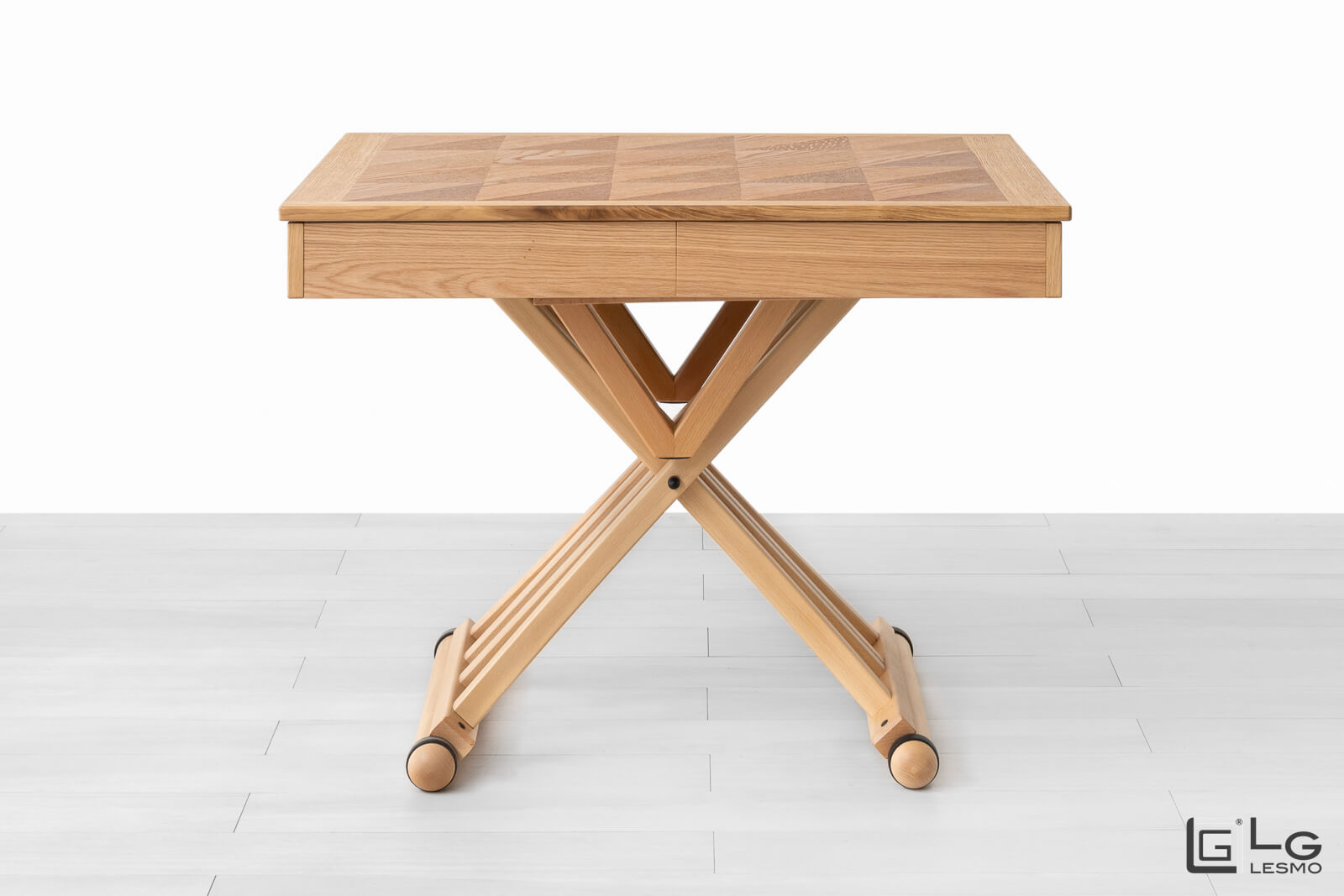 TAVOLINO ALLUNGABILE<br>Finitura: Rovere<br>Posti a sedere: Fino a 10