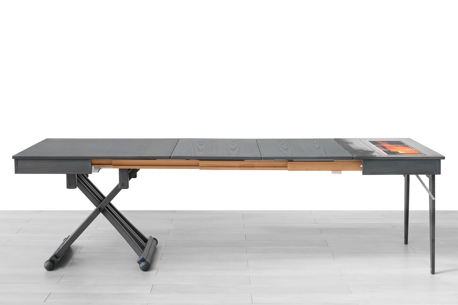 TAVOLINO ALLUNGABILE<br>Finitura: Frassino Antracite<br>fino a 12 posti