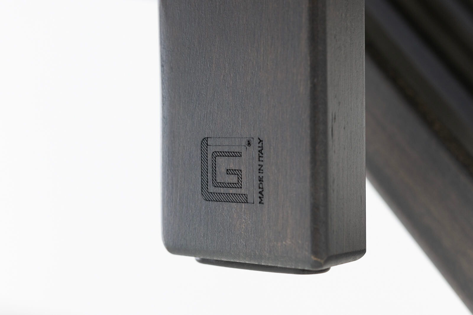 TAVOLINO ALLUNGABILE<br>Finitura: Frassino Antracite<br>fino a 12 posti