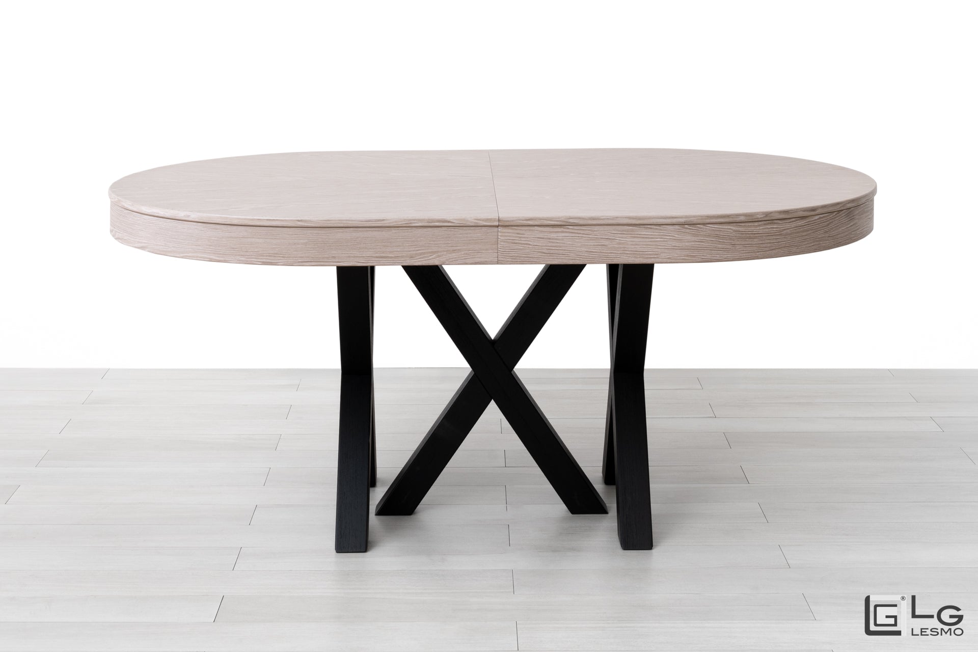 TAVOLO ALLUNGABILE<br>Finitura: Rovere Grigio<br>Posti a sedere: Fino a 14