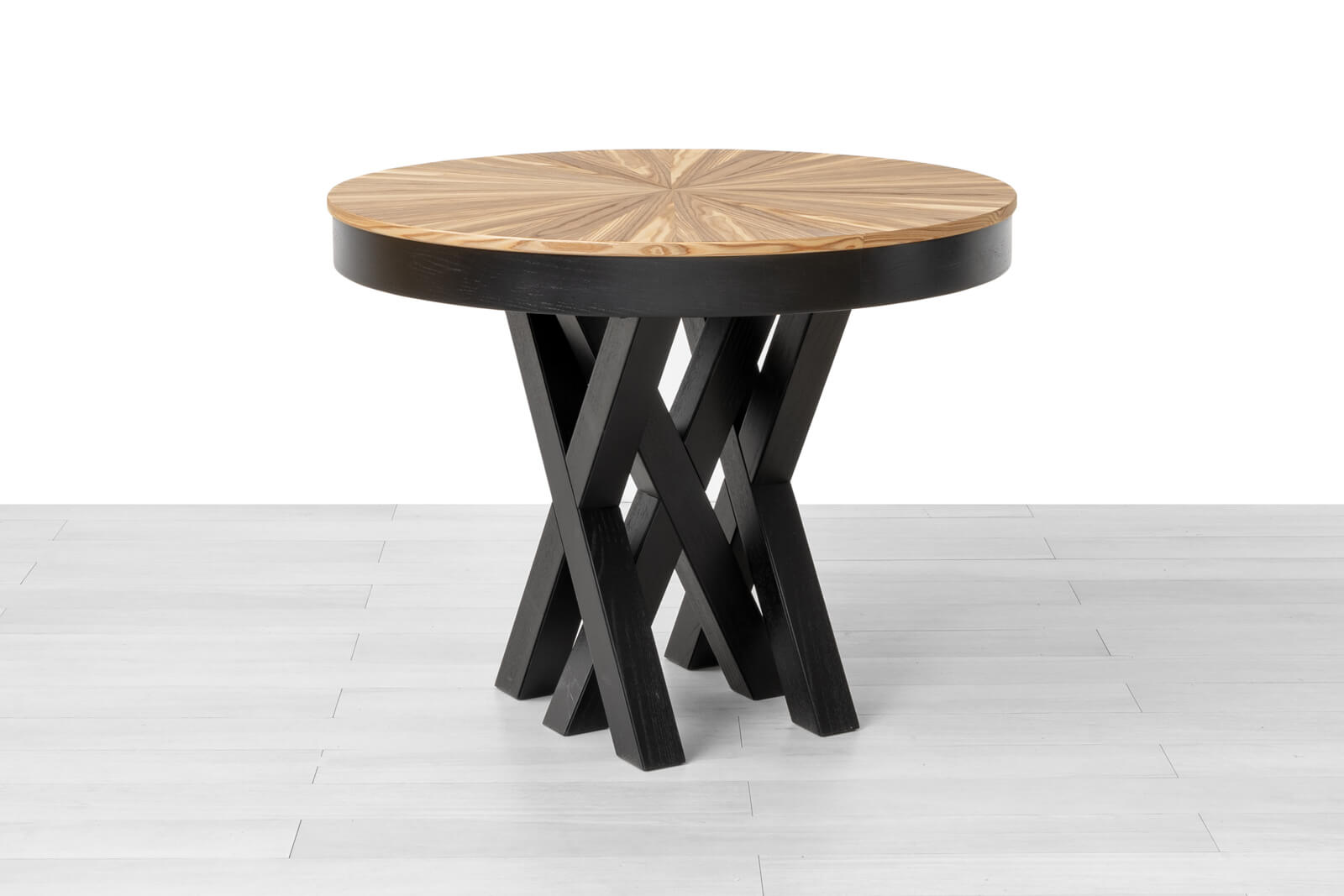 TAVOLO ALLUNGABILE<br>Finitura: Frassino Oliva e Frassino Nero<br>fino a 14 posti