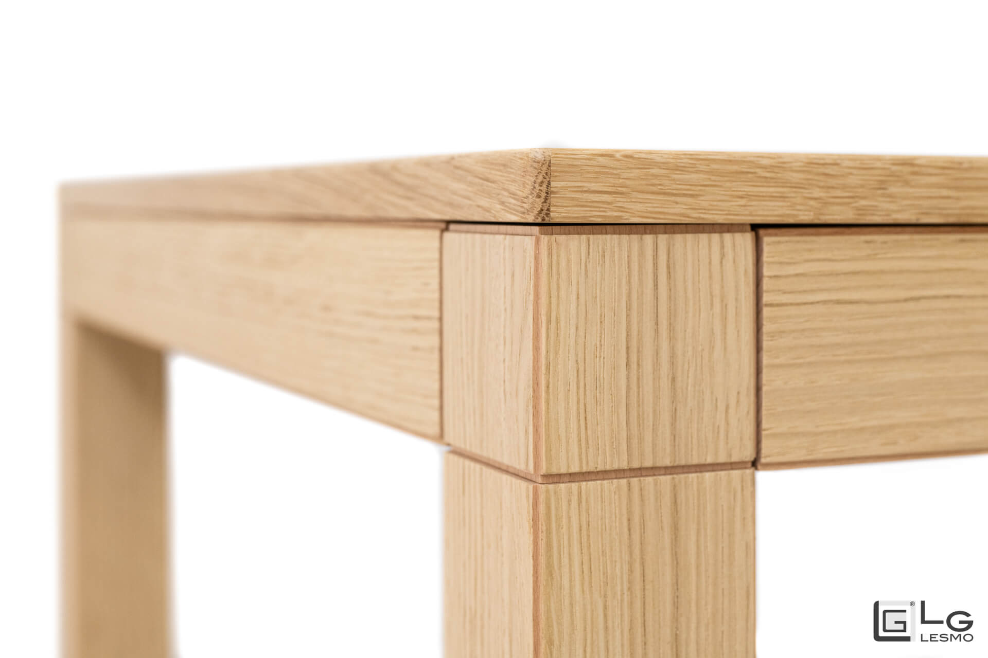 EXTENDABLE TABLE<br>Finish: Raw Oak<br>up to 12 seats
