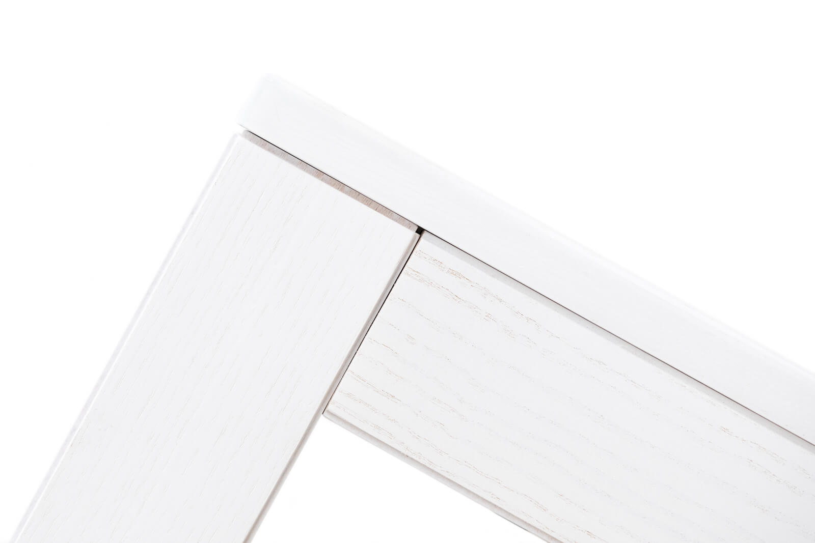 EXTENDABLE CONSOLE<br>Finitura: Frassino Bianco<br>fino a 16 posti