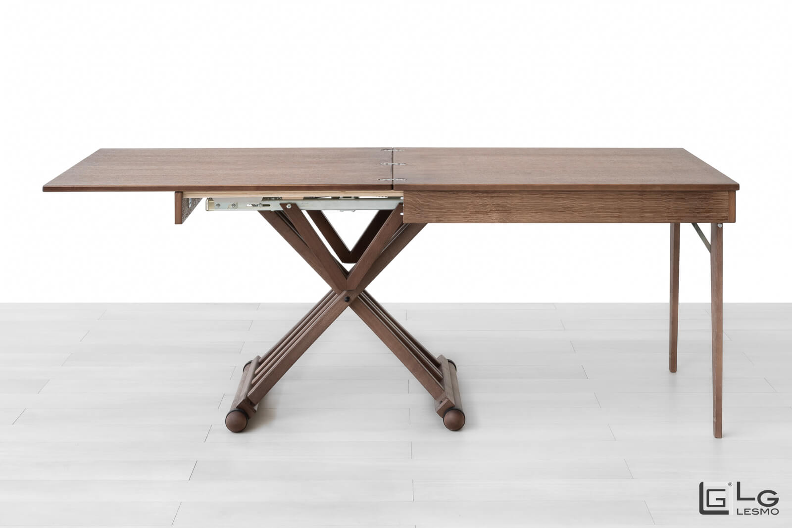 TRANSFORMABLE COFFEE TABLE<br>Finish: Tobacco Oak<br>up to 8 seats