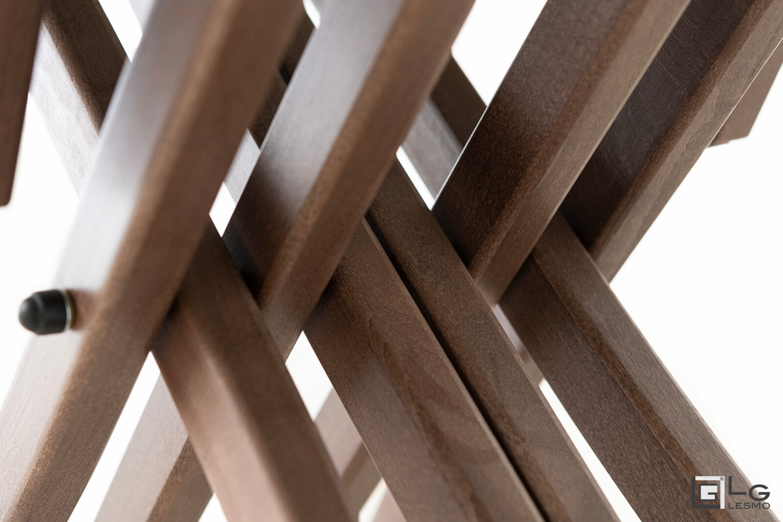 TRANSFORMABLE COFFEE TABLE<br>Finish: Tobacco Oak<br>up to 8 seats